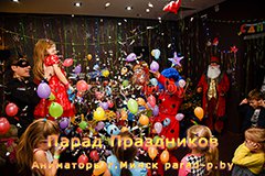 Леди Баг и Суперкот лопнули Шар-сюрприз в Минске на празднике